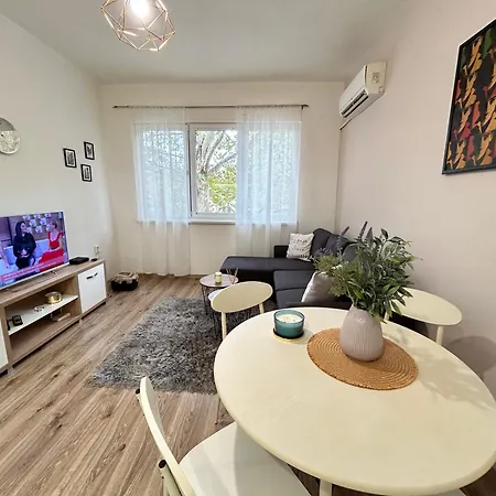 Апартамент Sunlight - Free Private Parking - Пловдив