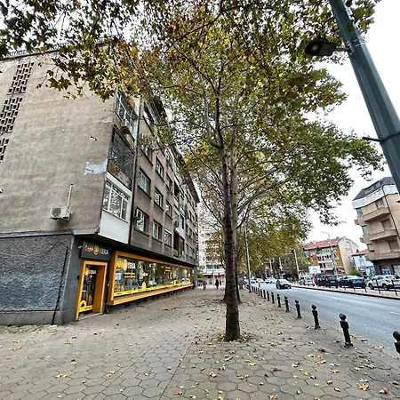 Sunlight - Free Private Parking - Апартамент Пловдив