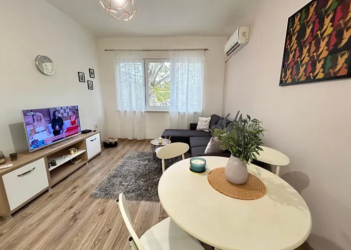 Апартамент Sunlight - Free Private Parking - Пловдив